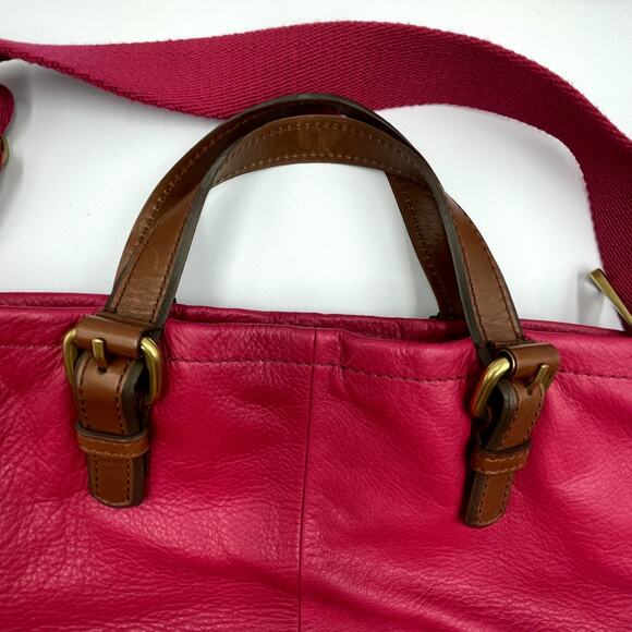 Fossil Explorer Foldover Leather Crossbody Shoulder Bag Fuchsia Hot Pink Purse - Picture 5 of 8